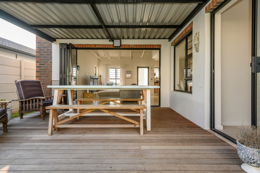 3 Bedroom Property for Sale in Glenroy Park Eastern Cape
